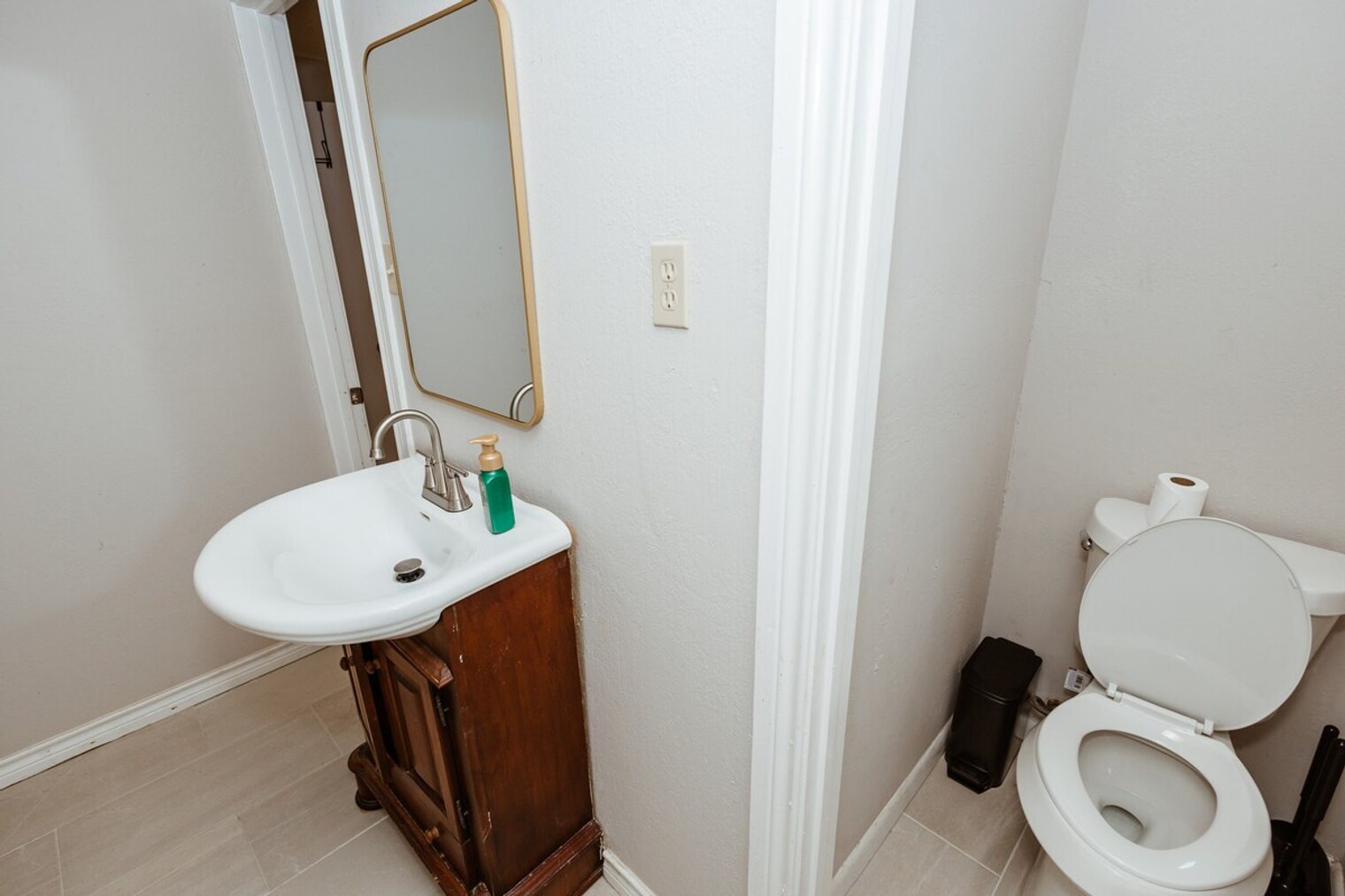 Building Photo - 3625 Maple Ave