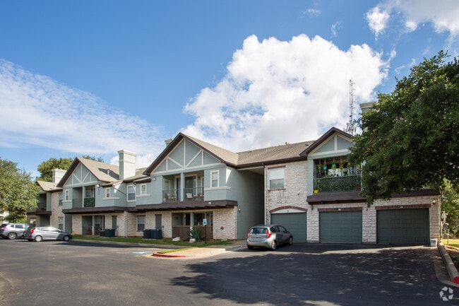 Building Photo - Cortland River Place