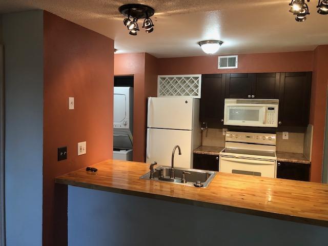 Building Photo - 8813 Colorado Blvd Apt 202