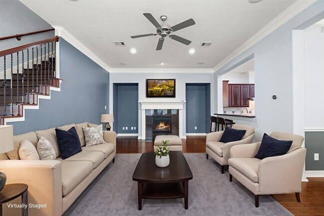 Building Photo - 3019 Royal Oaks Grove