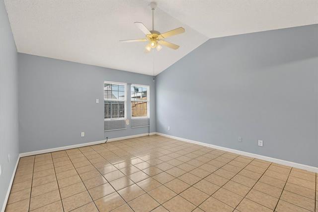 Building Photo - 926 Binbrook Dr