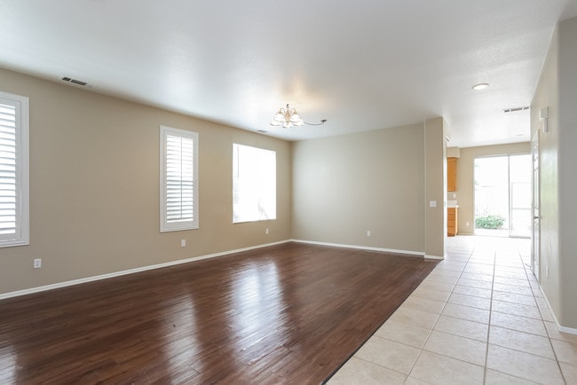 Building Photo - 39739 Ashland Way