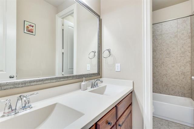 Building Photo - 7219 Comal Dr