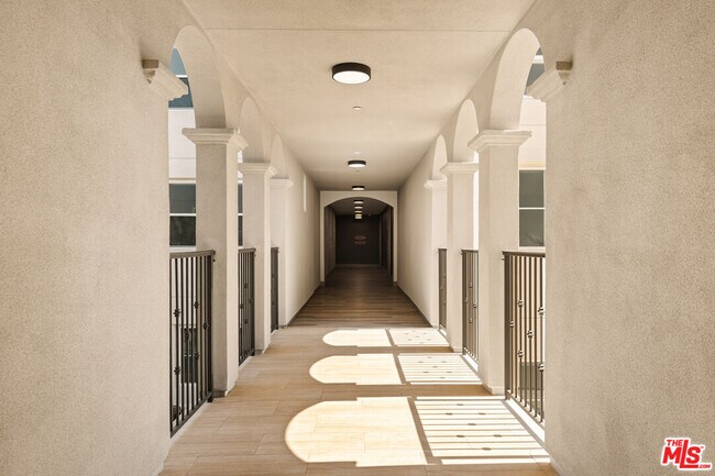 Building Photo - 1700 S Pacific Coast Hwy