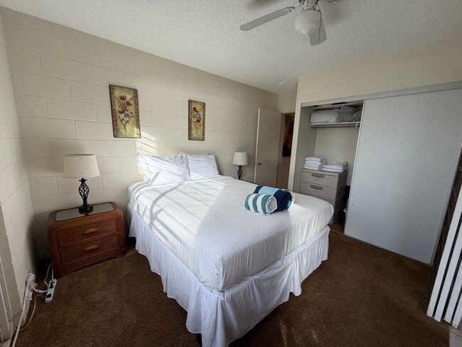 Building Photo - Maalaea Oceanfront Furnished One Bedroom