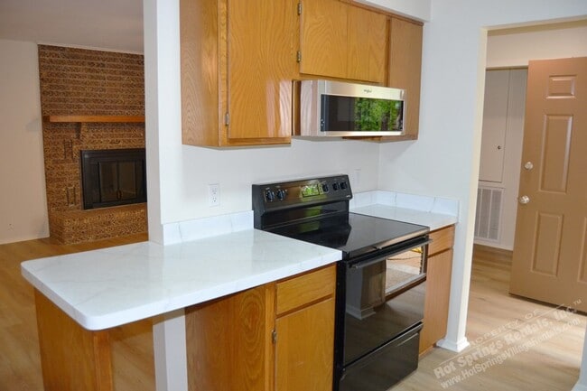 Building Photo - Carmona Area | Home | 71ColLWy