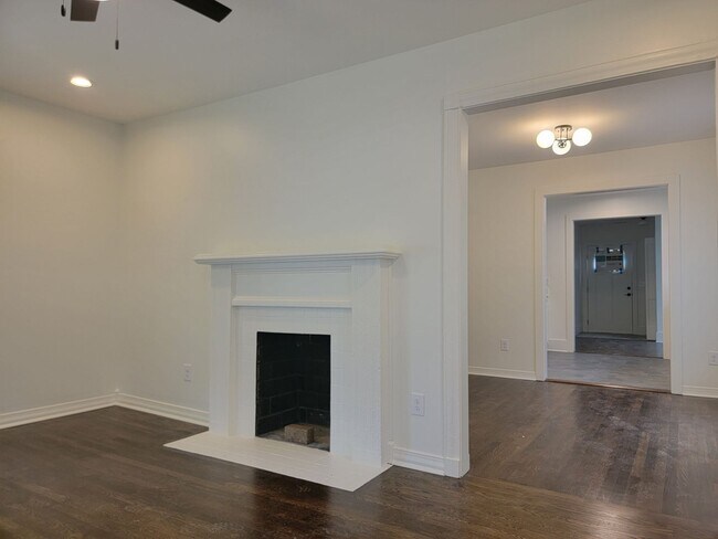 Building Photo - Live Stylishly in History — Professionally...