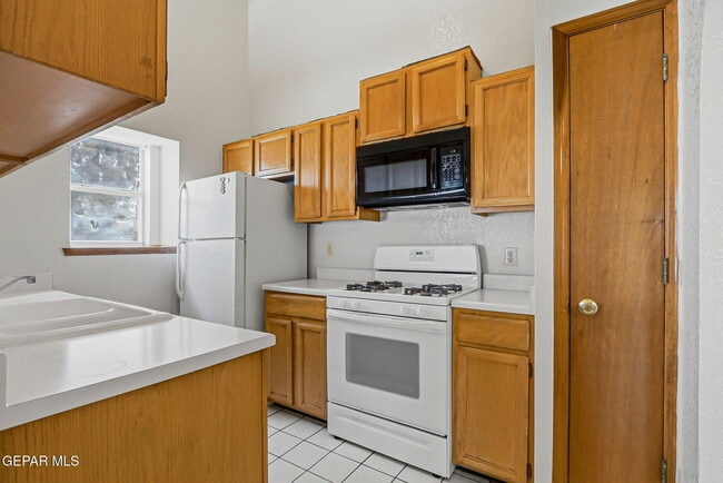 Building Photo - 8541 Euphrates Dr