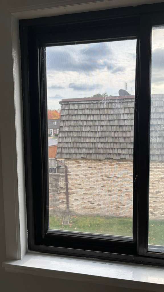 Building Photo - 1651 Mentor Ave