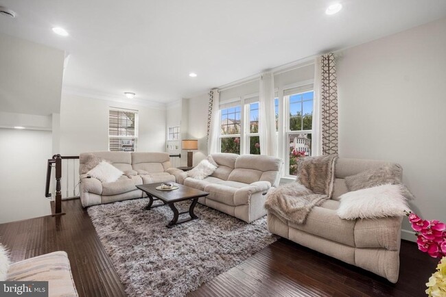 Building Photo - 16660 Bolling Brook Ct