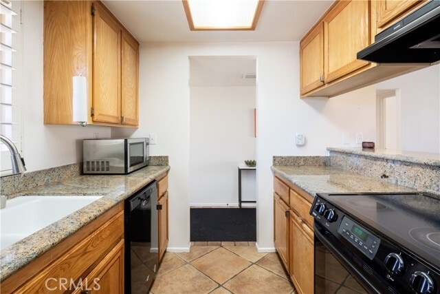 Building Photo - 40657 Preston Trail