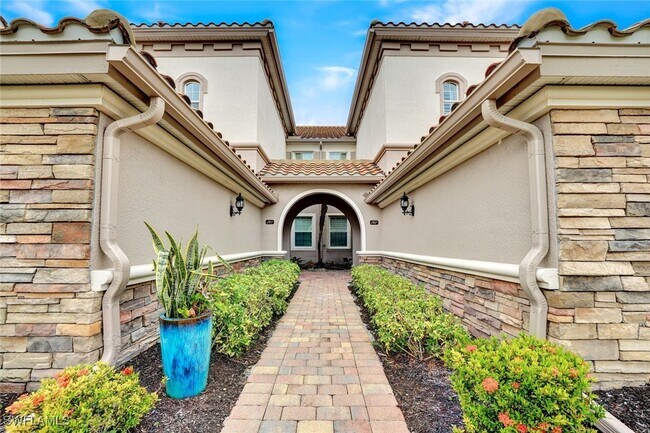 Primary Photo - 8839 Nautical Landing Cir