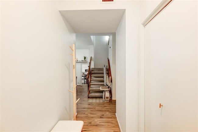Building Photo - 1572 Prairie Grove Dr