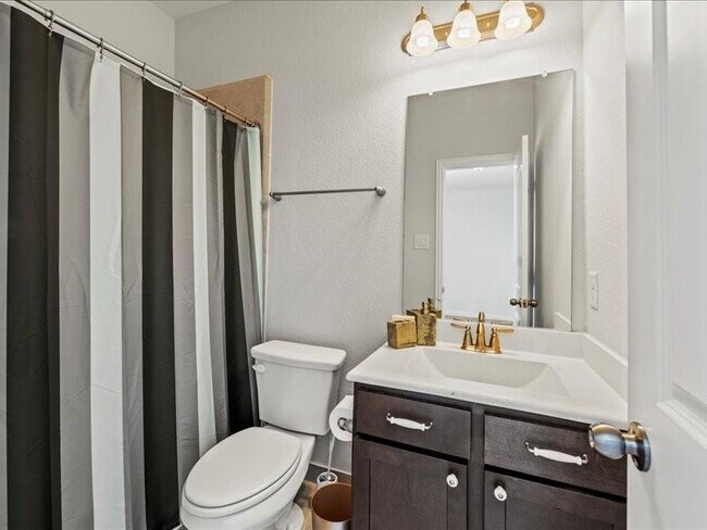 Building Photo - 17703 Olde Oaks Estate Ct