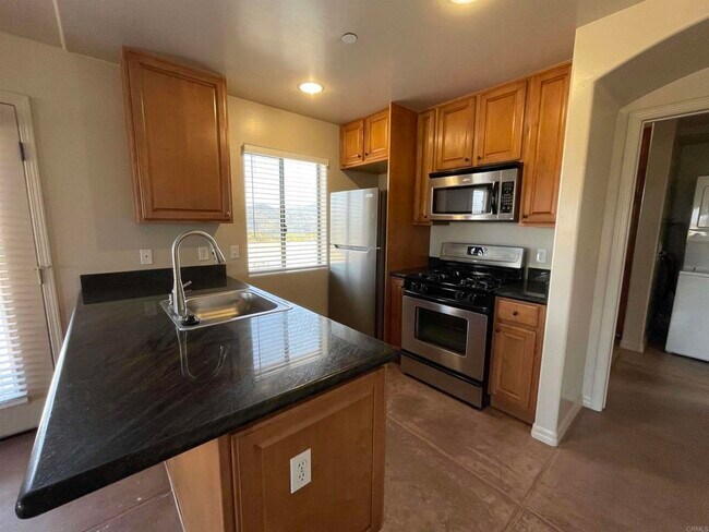 Building Photo - 12478 Hillpoint Ct