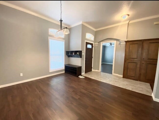 Building Photo - 18011 Pelican Way Rd