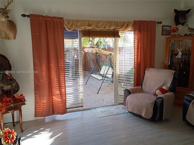 Building Photo - 13274 SW 142nd Terrace