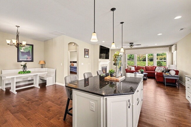 Building Photo - 1332 Woodlawn Ct