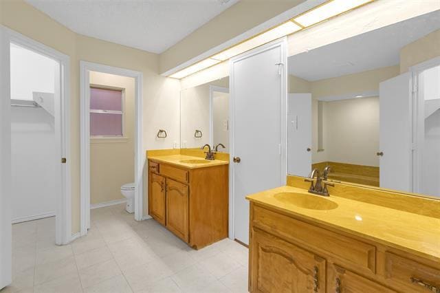 Building Photo - 421 Pebblecreek Dr