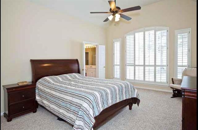 Building Photo - 9702 Valley Lake Ct