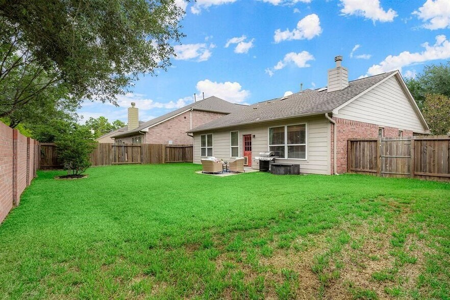 Building Photo - 2710 Golden Creek Ln