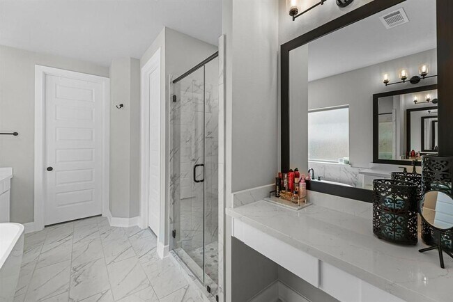 Building Photo - 27111 Velencia Mist Ct