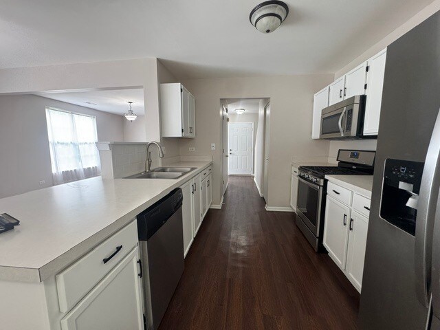 Building Photo - 1071 Symphony Dr