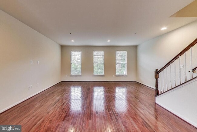 Building Photo - 2133 Little Sorrel Way