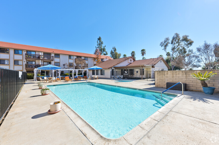 Rudolph Hendrickson Senior Apartments - Pool - Rudolph Hendrickson Senior Apartments