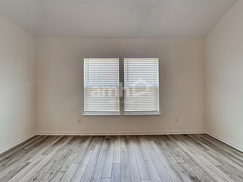 Building Photo - 1162 Treeta Trail