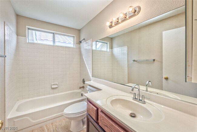 Building Photo - 1051 Overture Dr