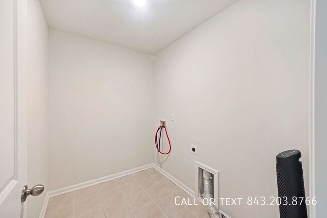 Building Photo - 148 Cherry Grv Dr