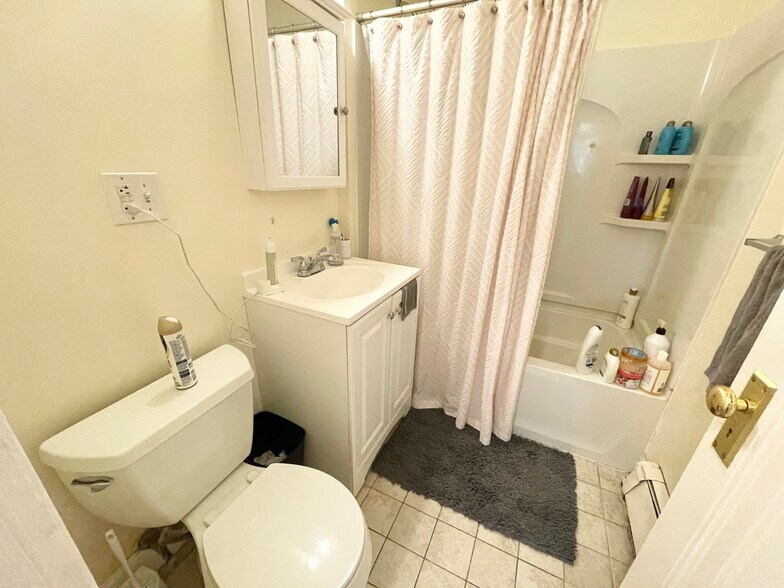 Building Photo - 31 High St