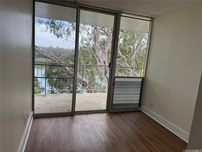Building Photo - 1600 Wilikina Dr