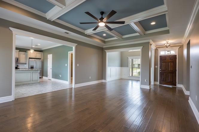 Building Photo - 4066 McKenzie Ln