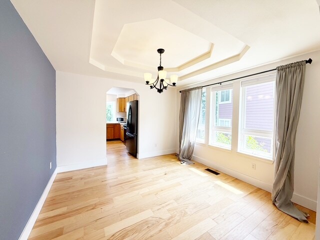 Building Photo - 1128 NW Thornwood Cir