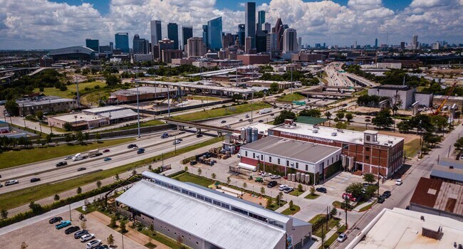 Building Photo - Brand new, Modern 2BR in Houston