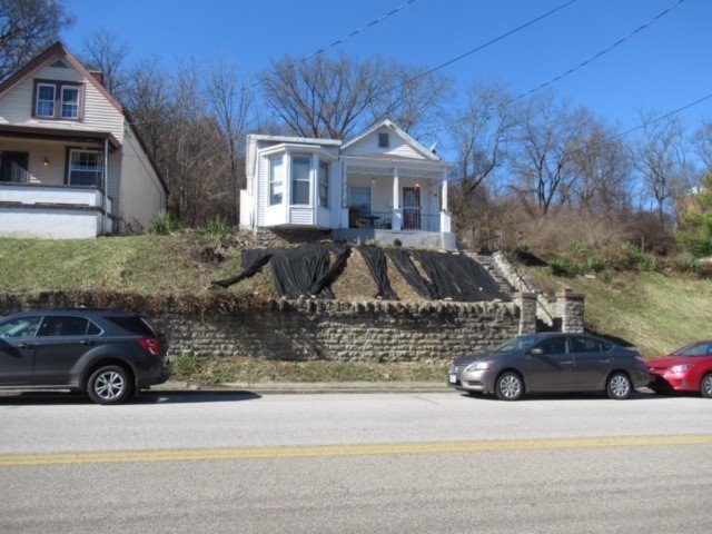 Building Photo - 4582 Eastern Ave