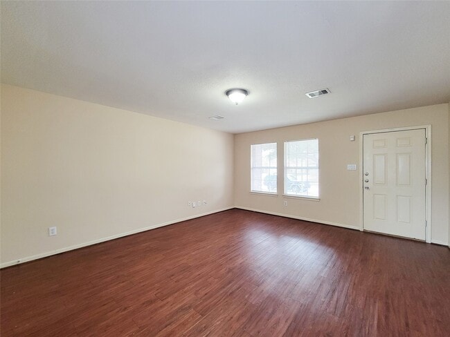 Building Photo - 19718 Byron Meadows Dr