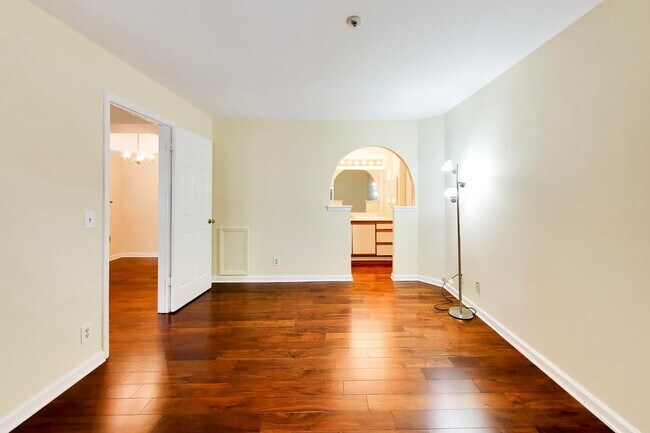 Building Photo - 10823 Hampton Mill Terrace