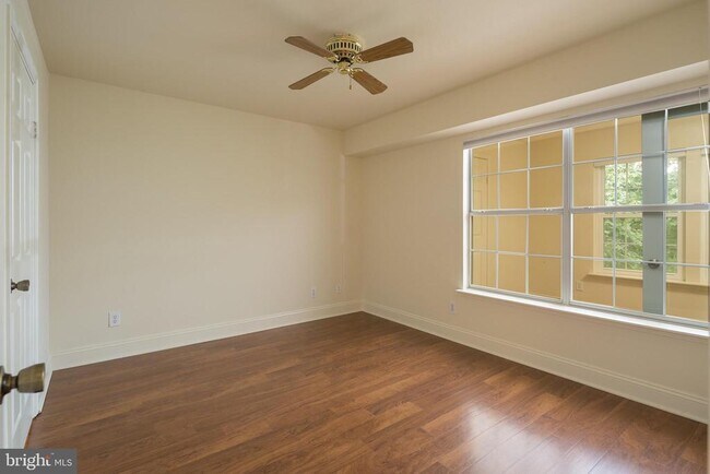 Building Photo - 3309 Wyndham Cir