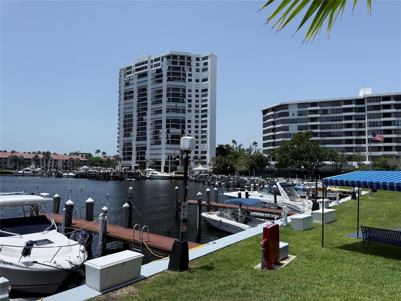 Building Photo - 600 Three Islands Blvd
