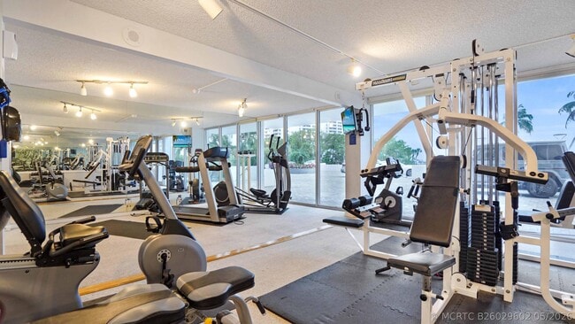 Building Photo - 4750 S Ocean Blvd