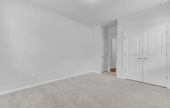 Building Photo - 129 Nolin Rd