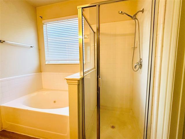 Building Photo - 10410 Cedar Lake Dr