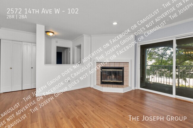 Building Photo - 2572 14th Ave W