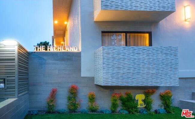 Building Photo - 11235 Richland Ave