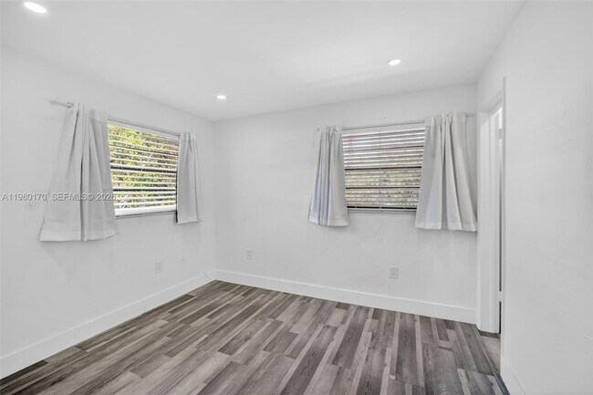 Building Photo - 3265 Virginia St