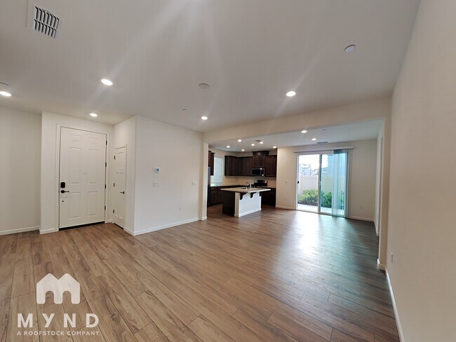 Building Photo - 2172 Brave Hawk Loop