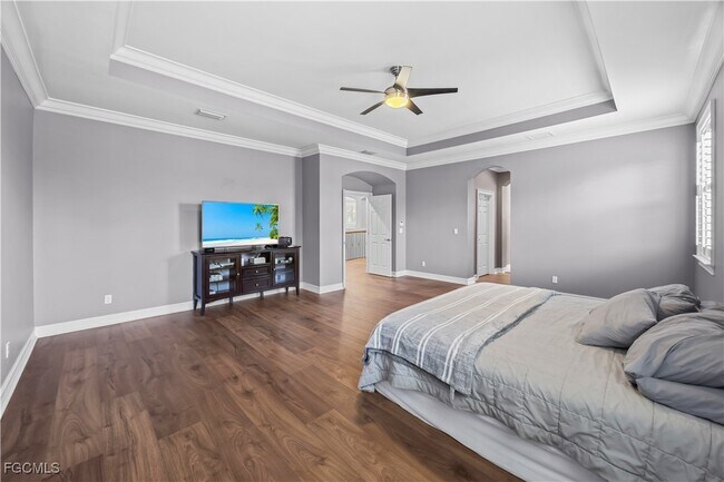 Building Photo - 8250 Sumner Ave